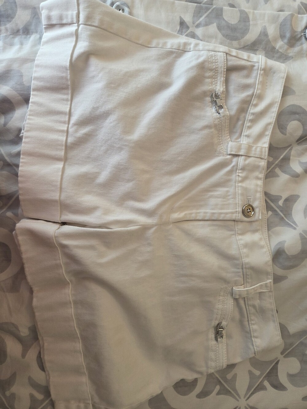 White House Black Market White Shorts with Subtle Stitching